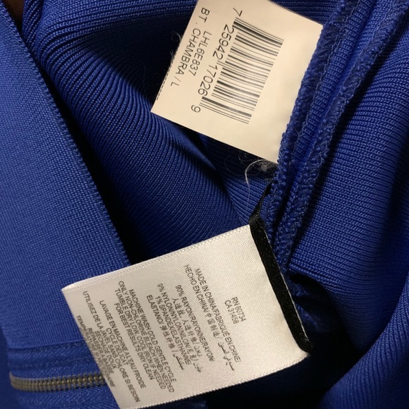 BCBG form fitting dress - Picture 5 of 6